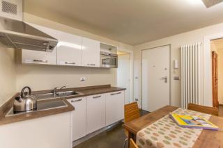 Maison Ginod & Les Fleurs - 3