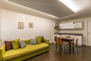 Maison Ginod & Les Fleurs - Aosta - 1