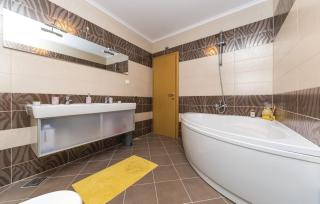 Penthouse Dea bye the sea - Okrug Gornji - 1