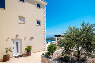 Luxury Villa Olive with pool and Jacuzzi near Dubrovnik - Ivanica - 1