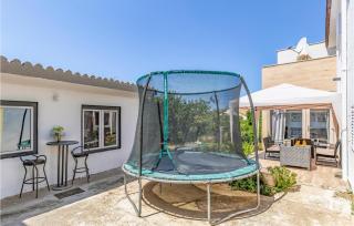 2 Bedroom Gorgeous Apartment In Medulin - 9