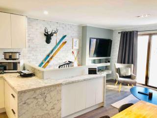 Hotham 3 Bedroom Apt - 24 Lawlers - Mount Hotham - 1