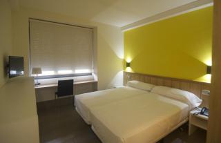 The Book Factory Hostel by gaiarooms - 1