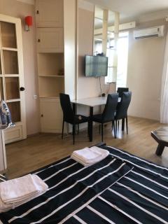 Cozy apartment with balcony - Tbilisi - 6