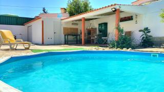 Suite in a rustic house with swimming pool - Sesimbra - 0