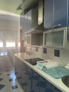 3 bedroom apartment on Naroden front street - Skopje - 1