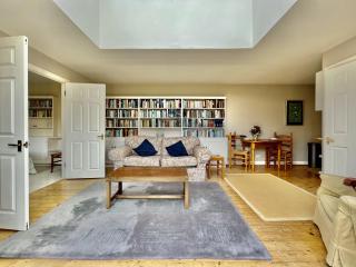 Library Cottage by inspirestays-com - Thakeham - 4