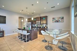 Updated Fiesta Isles Condo with Bay Views and Pool! - South Padre Island - 3