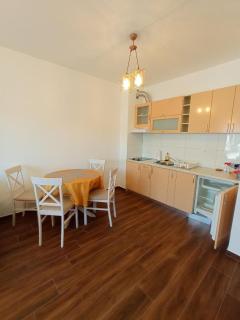 Lovely one bedroom apartment in Dobra Voda - Dobra Voda - 4