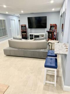 Home in West Palm Beach with Heated Pool - West Palm Beach - 3