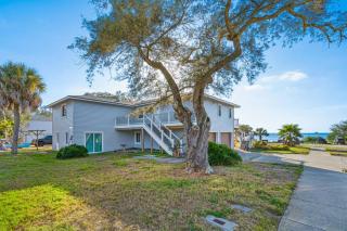 Breathtaking Waterfront Crystal Beach Getaway! - Palm Harbor - 4