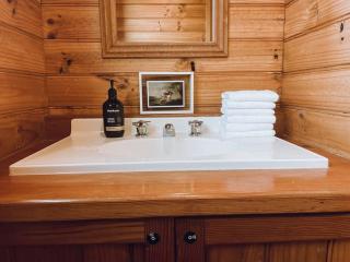 Barefoot Bungalow - Bicheno - 4