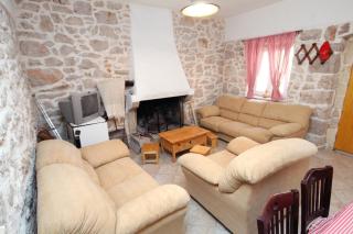 Holiday house with a parking space Lukoran (Ugljan) - 6234 - 3