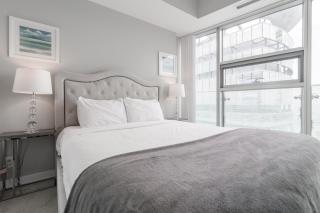 MMG Executive Suite - VIEWS FROM THE TOP - Toronto - 7
