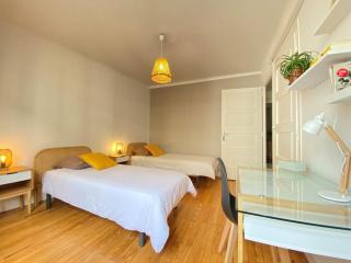 Charmant T3 rénové en centre-ville d'Annecy avec balcon, ascenseur et parking privé - FR-1-432-83 - Annecy - 2