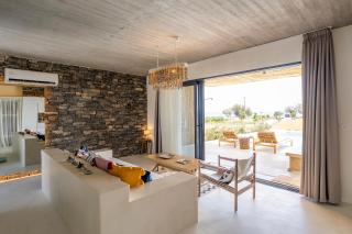 Akra Grammeno Beachfront Villas - 1