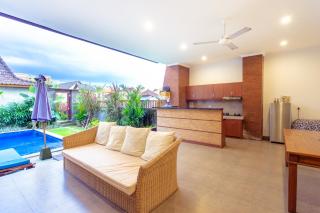 Kubu D'Carik Villa & Bungalow by ecommerceloka - Munggu - 2