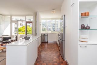 Lovely One Bedroom Apartment - - Kaapstad - 6