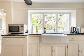 Architect Designed Cosy Cotswold Stone Cottage - Quenington - 3