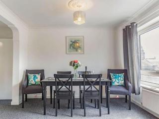 Lovely Magnolia Apartment 2 King-sized 2 single beds - Torquay - 6