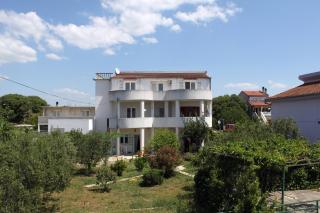 Apartments with a parking space Pirovac, Sibenik - 6276 - 0