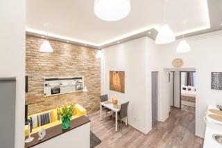 Venus Apartments - Almassy Park - 0