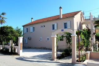 Apartments by the sea Sukosan, Zadar - 6402 - Sukošan - 9