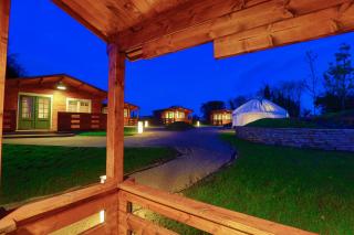 Giltraps Townhouse & Glamping - Kinnitty - 0