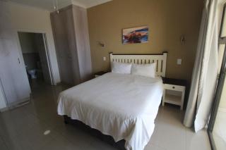 Saints View Resort Unit 8 - Uvongo Beach - 1