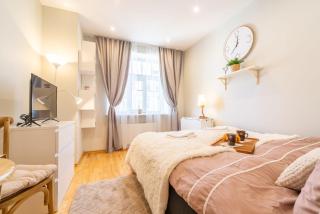 Valdemara Design Studio Apartment in City Center - Riga - 7