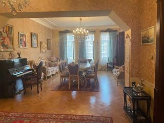 hotel castle - 6