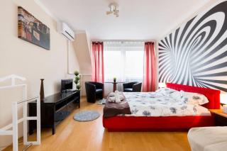 Aranykez 4-6: Downtown studio - Budapest - 8