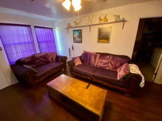 QUICK 1 mile to Ft Sill! Wizard Cottage sleeps 5 adults & Pets Welcome! - Lawton - 7