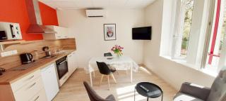 Studio meublé - Entrée SPA incluse - Bourbon-Lancy - 2