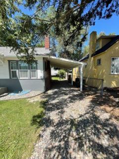 Quaint house in the heart of Idaho Falls - 7