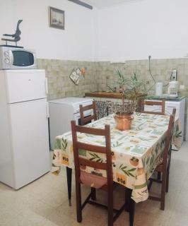 Gîte et jardin en bord de rivière - Saumane - 6