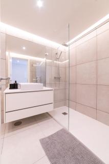 Lusíadas 53 2ºD - Beautiful two-bedroom apartment - Lissabon - 6
