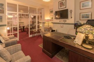 Bryn Woodlands House - 6