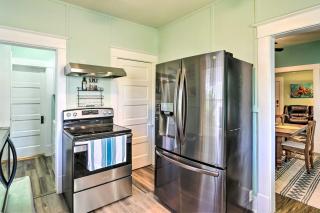 Quaint Galveston Vacation Home - Central Location! - 1