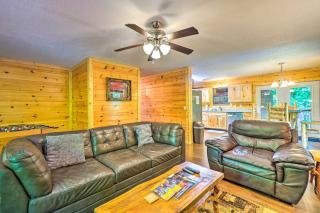 Cozy Gatlinburg Hideaway with Private Hot Tub! - 0