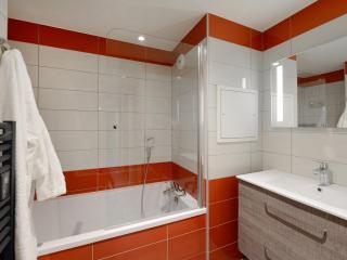 Appartement rénové près des pistes avec espace bien-être et parking - FR-1-181-1115 - Les Coches - 6