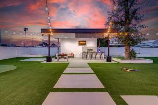 Putting Green and Gazebo Upscale Peoria Home - Peoria - 9