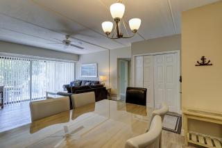 King Queen Sleeper Sofa Updated Luxury Kitchen Bikes & Beach Gear included - 4