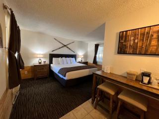 Shasta Inn - Mount Shasta - 4