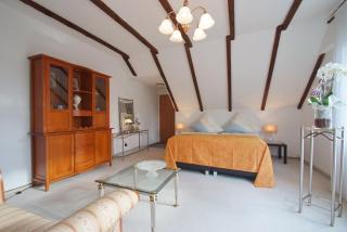 Stoevchen Café Hotel - 3