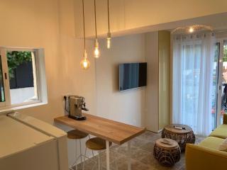 Charmant Studio dans villa - parking - jardin - La Seyne-sur-Mer - 0