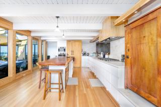 Downtown Oceanview Luxury Home - 1