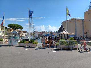 Les pieds dans l'eau - Grimaud - 5
