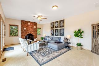 Arrowhead Way - - 6
