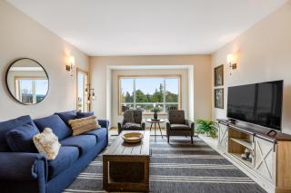Arrowhead Way - - 1